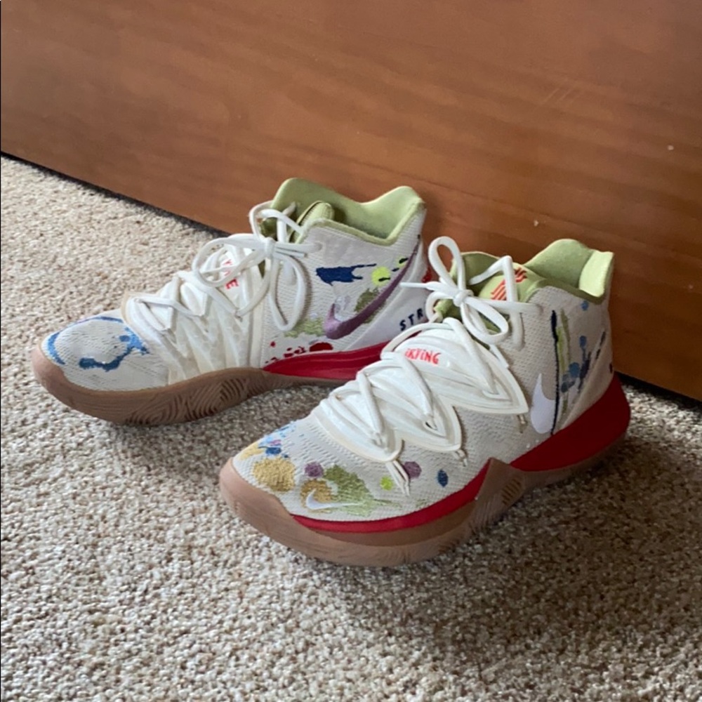 Nike Bandulu